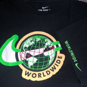 Nike worldwide globe t-shirt